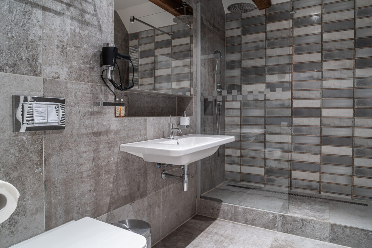 Pokoj trojlůžkový v podkroví